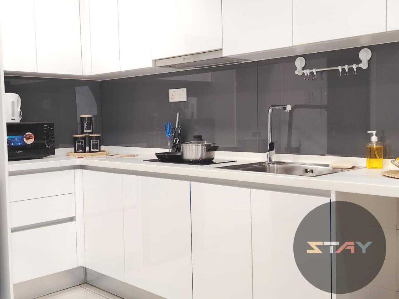 Almas Cozy Studio Escape Netflix 100Mbps Bystay Nusajaya  Esterno foto